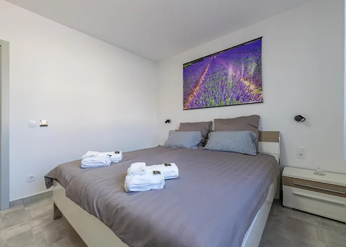 Ivana Apartament *