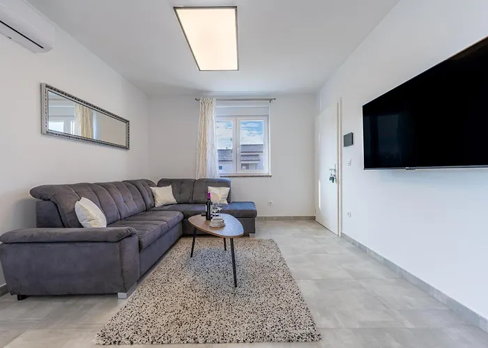 Ivana Lägenhet *